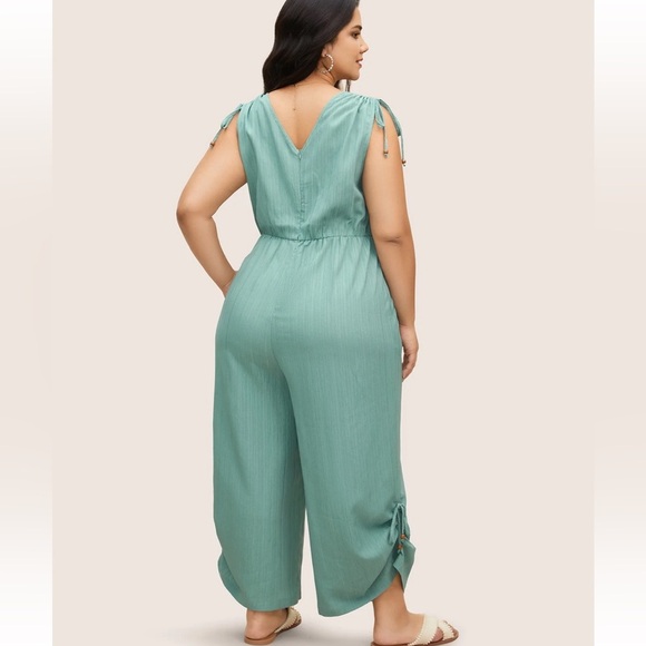 BloomChic Plus Size 2XL Plain Textured Surplice Neck Drawstring Jumpsuit us18-20 - Picture 2 of 8